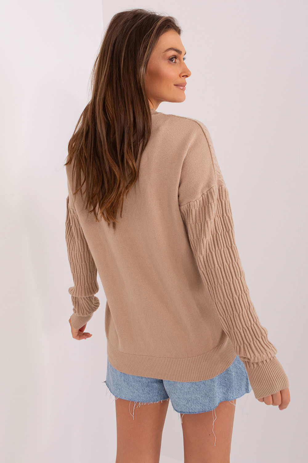 Sweter Damski Model AT-SW-2338.14P Beige - AT - obrazek 3