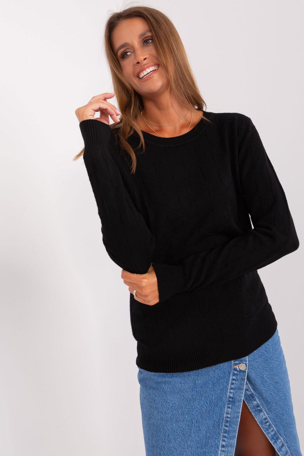 Sweter Damski Model AT-SW-232901.25X Black - AT - obrazek 2