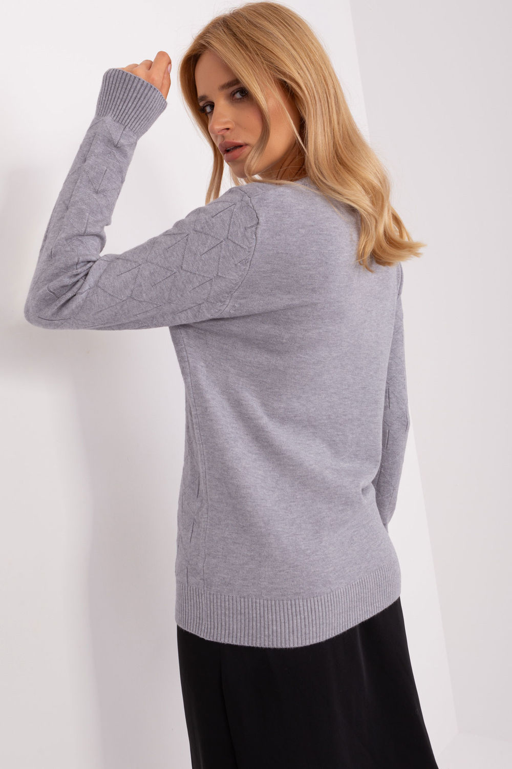 Sweter Damski Model AT-SW-232901.25X Grey - AT - obrazek 3