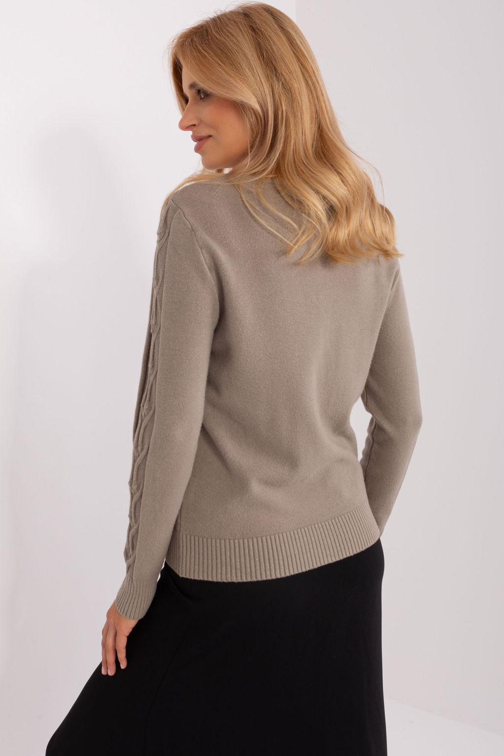 Sweter Damski Model AT-SW-2329.98P Dark Beige - AT - obrazek 3