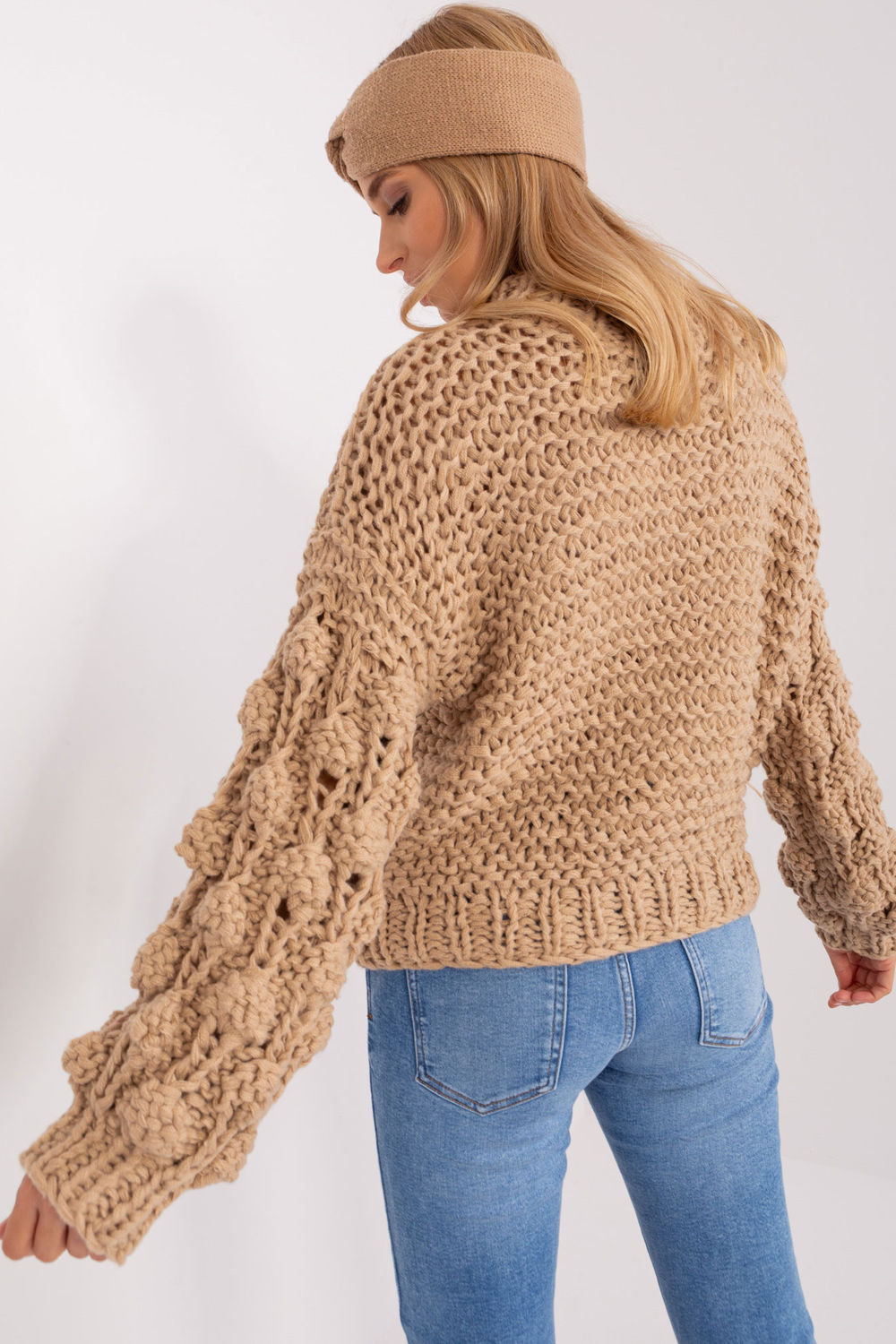 Sweter Damski Model AT-SW-2382.97P Beige - AT - obrazek 3