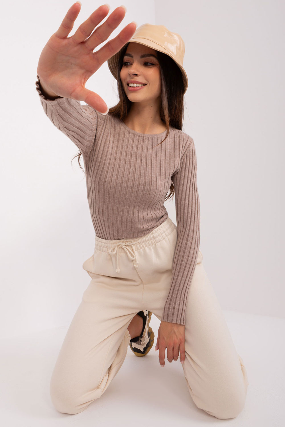 Sweter Damski Model PM-SW-PM1089.09P Dark Beige - Factory Price - obrazek 2